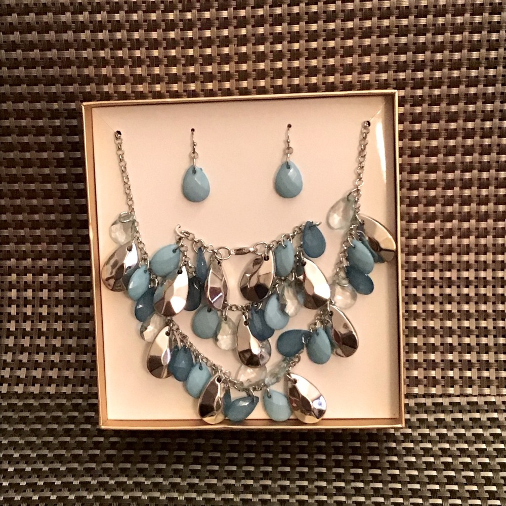 Fabulous three-piece set.
